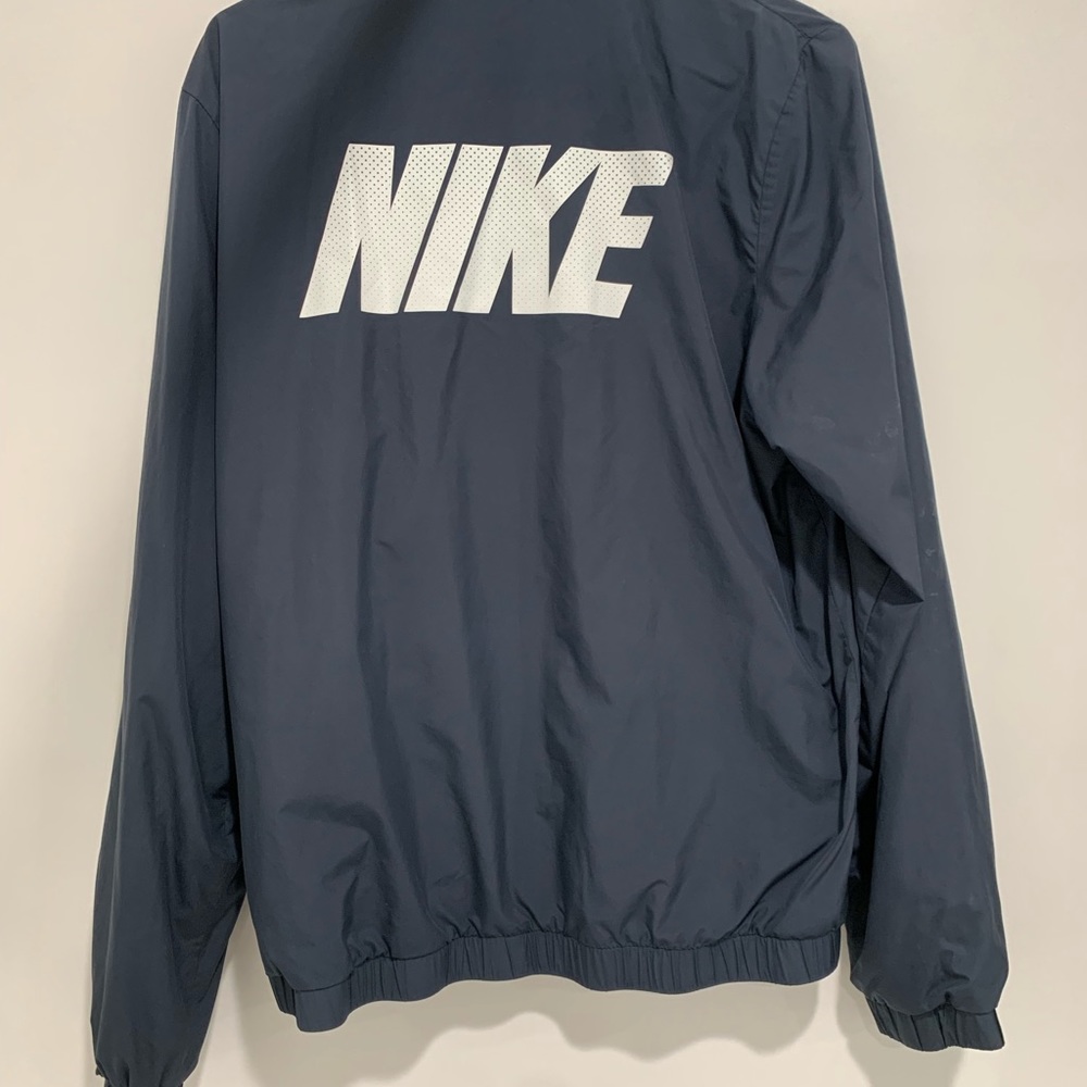 Nike windbreaker